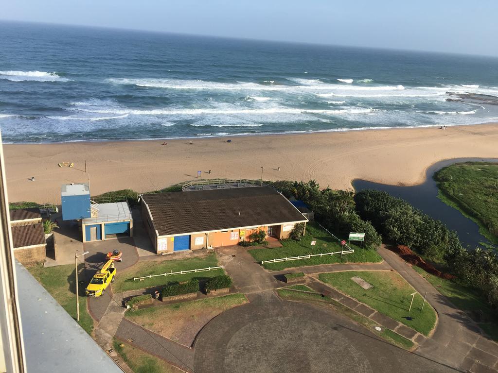 South Coast Beachfront Holiday Apartments Аманцимтоти Екстериор снимка