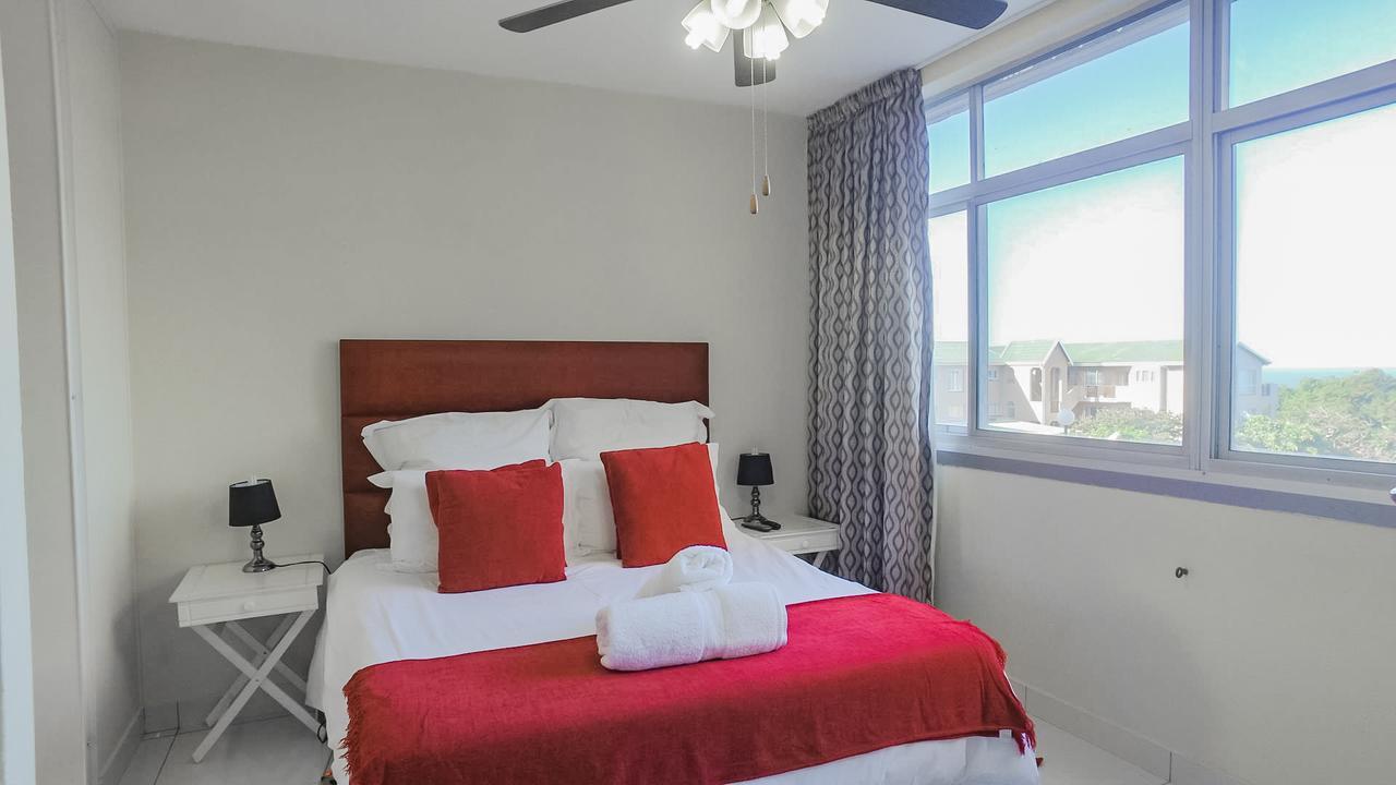 South Coast Beachfront Holiday Apartments Аманцимтоти Екстериор снимка