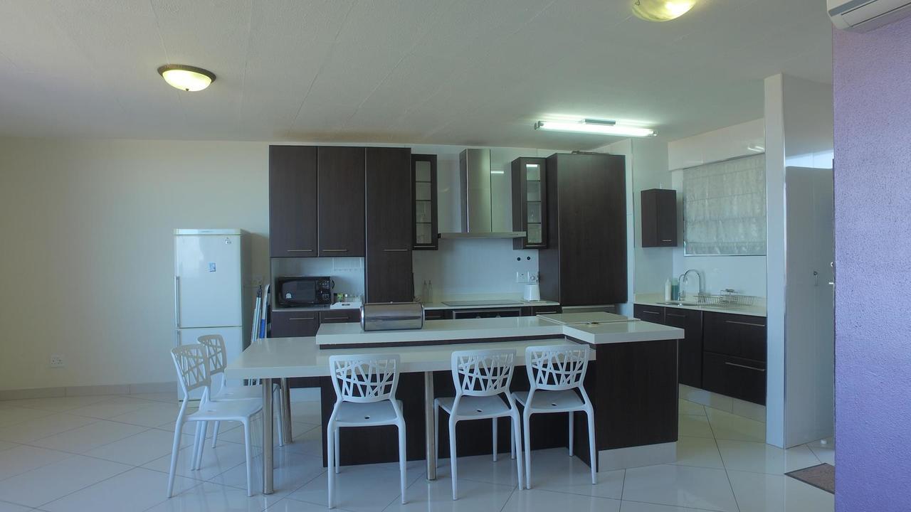 South Coast Beachfront Holiday Apartments Аманцимтоти Екстериор снимка